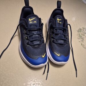 Nike Kids Blue Athletic Shoes